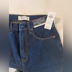 Curve Love Ultra High Rise 90s Straight Jean